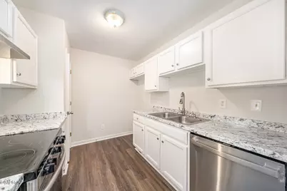 310 Peachtree Place, Durham, NC 27701 - Photo 9