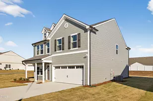 137 Benson Vlg Dr, Benson, NC 27504 - Photo 3