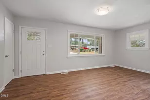 213 Pineland Ave, Clayton, NC 27520 - Photo 7