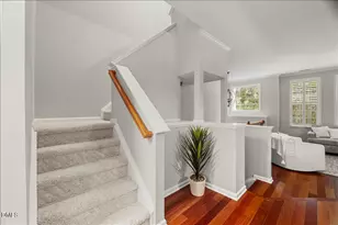 6733 Middleboro Dr, Raleigh, NC 27612 - Photo 5