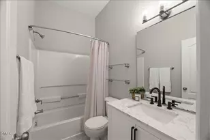 6733 Middleboro Dr, Raleigh, NC 27612 - Photo 19