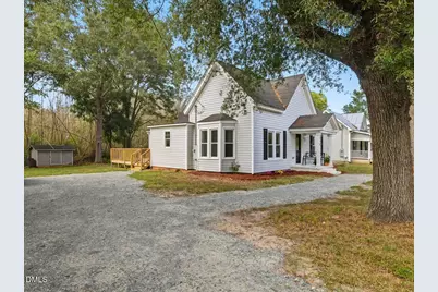 210 W Oak Street, Zebulon, NC 27597 - Photo 43