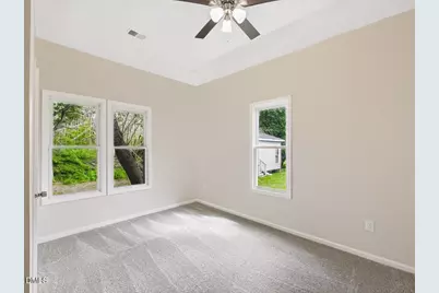 210 W Oak Street, Zebulon, NC 27597 - Photo 33
