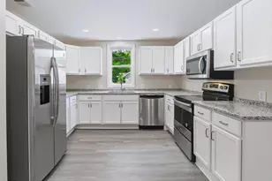 210 W Oak St, Zebulon, NC 27597 - Photo 17