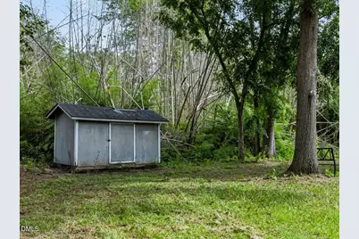 210 W Oak Street, Zebulon, NC 27597 - Photo 41