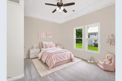 210 W Oak Street, Zebulon, NC 27597 - Photo 27