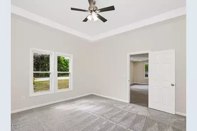 210 W Oak Street, Zebulon, NC 27597 - Photo 23