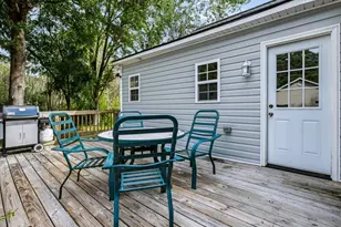 210 W Oak St, Zebulon, NC 27597 - Photo 37