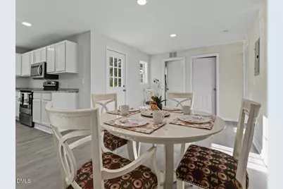 210 W Oak Street, Zebulon, NC 27597 - Photo 19