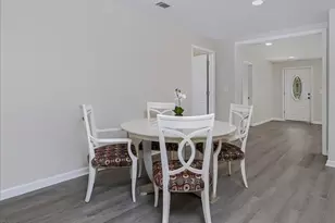 210 W Oak St, Zebulon, NC 27597 - Photo 15