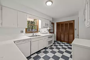 2713 Salisbury Plain, Raleigh, NC 27613 - Photo 15