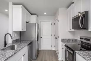 376 Chedworth Dr, Angier, NC 27501 - Photo 3