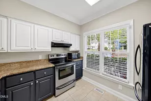 1404 Governors Ct, Raleigh, NC 27604 - Photo 7