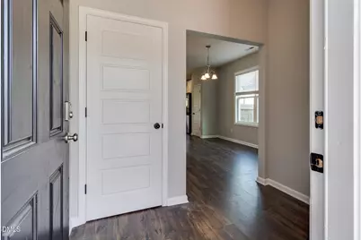 129 Crawford Parkway, Clayton, NC 27520 - Photo 5