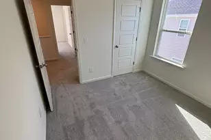 2017 Oakdale Dr, Durham, NC 27703 - Photo 17