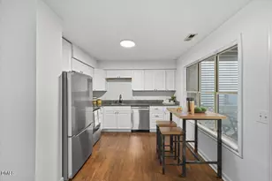 102 Choptank Ct, Cary, NC 27513 - Photo 7