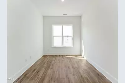 624 Gainer Dr. Road #17, Raleigh, NC 27610 - Photo 3