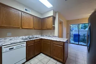 4101 Five Oaks Dr, Durham, NC 27707 - Photo 9