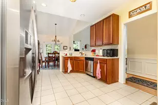 2313 Summit Dr, Hillsborough, NC 27278 - Photo 5