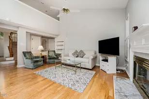 104 Foxcrest Ct, Cary, NC 27513 - Photo 5