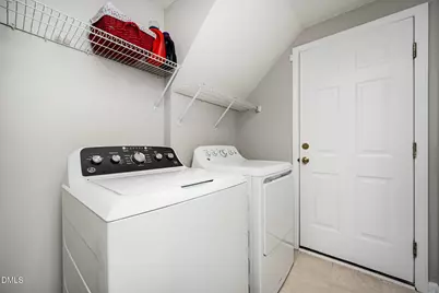 104 Foxcrest Court, Cary, NC 27513 - Photo 17