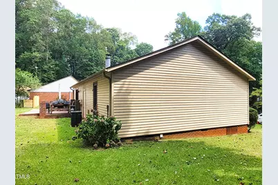 1312 Glenn Court, Sanford, NC 27332 - Photo 9