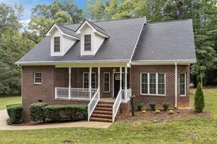 208 Adams Ct, Clayton, NC 27520 - Photo 1