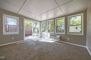 639 Woodhaven Dr, Burlington, NC 27217 - Photo 9