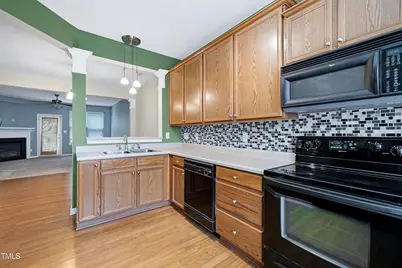 8939 Camden Park Drive, Raleigh, NC 27613 - Photo 7