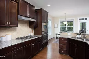 102 Elkton Green Ct, Cary, NC 27519 - Photo 9