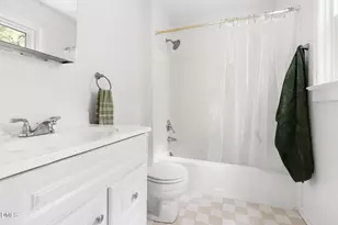 1209C Hillsborough Rd, Chapel Hill, NC 27516 - Photo 31