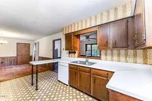 8004 Deer Meadow Dr, Apex, NC 27539 - Photo 9