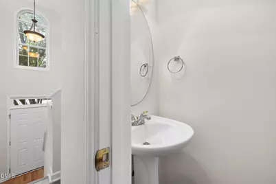 6901 Middleboro Drive, Raleigh, NC 27612 - Photo 11