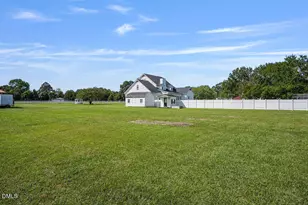 121 Erwin Ave, Erwin, NC 28339 - Photo 71