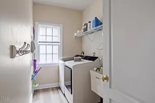 9208 Palm Bay Cir, Raleigh, NC 27617 - Photo 29