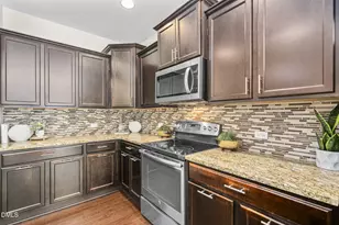 1110 Kimball Crest Ct, Fuquay Varina, NC 27526 - Photo 9