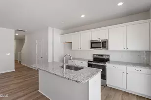 147 Central Townes Wy, Raleigh, NC 27603 - Photo 15