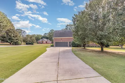 512 W Franklin Street, Zebulon, NC 27597 - Photo 7