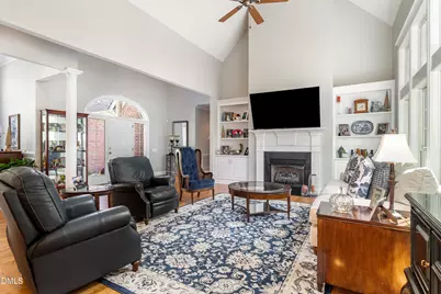 512 W Franklin Street, Zebulon, NC 27597 - Photo 11