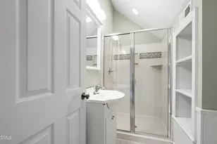 2237 Misskelly Dr, Raleigh, NC 27612 - Photo 49