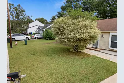 1916 Riverknoll Drive, Raleigh, NC 27610 - Photo 5