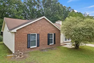 1916 River Knoll Dr, Raleigh, NC 27610 - Photo 3