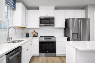 318 Country Side Wy, Fuquay Varina, NC 27526 - Photo 3