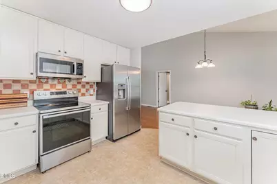 687 West Watson Road, Benson, NC 27504 - Photo 9