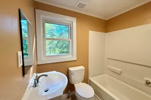 1914 Glover St, Roanoke Rapids, NC 27870 - Photo 11