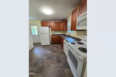 912 Dixie Trail, Raleigh, NC 27607 - Photo 7