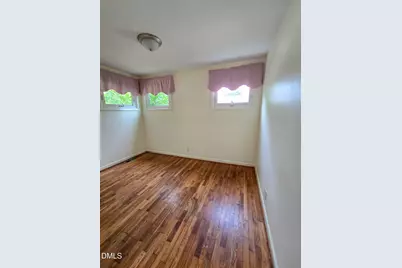 912 Dixie Trail, Raleigh, NC 27607 - Photo 19