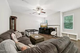 112 Edgefield St, Clayton, NC 27520 - Photo 5