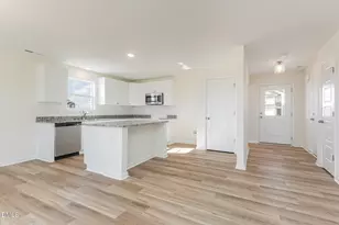 32 Littlefield Ln, La Grange, NC 28551 - Photo 13