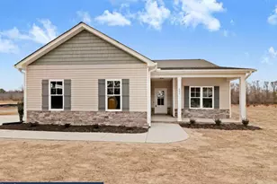 401 Creeks Edge Dr, Pikeville, NC 27863 - Photo 1